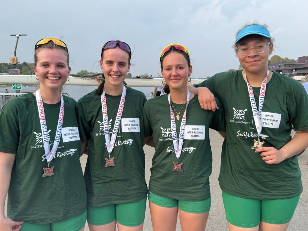 silver-medal-winning-crew