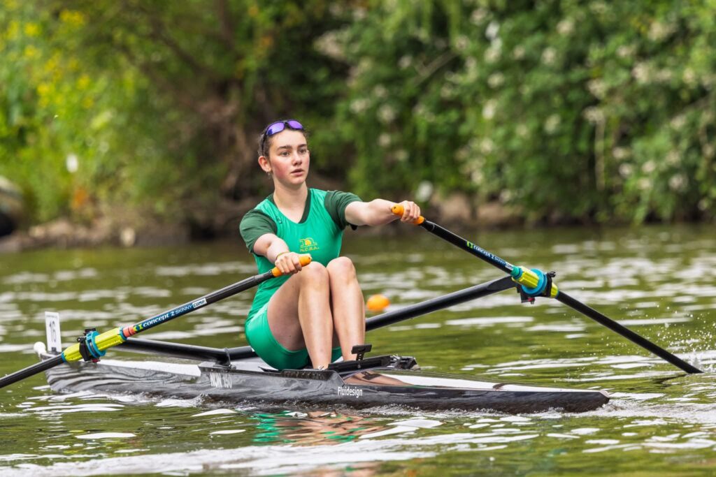 Elise wins the W.J14 1x