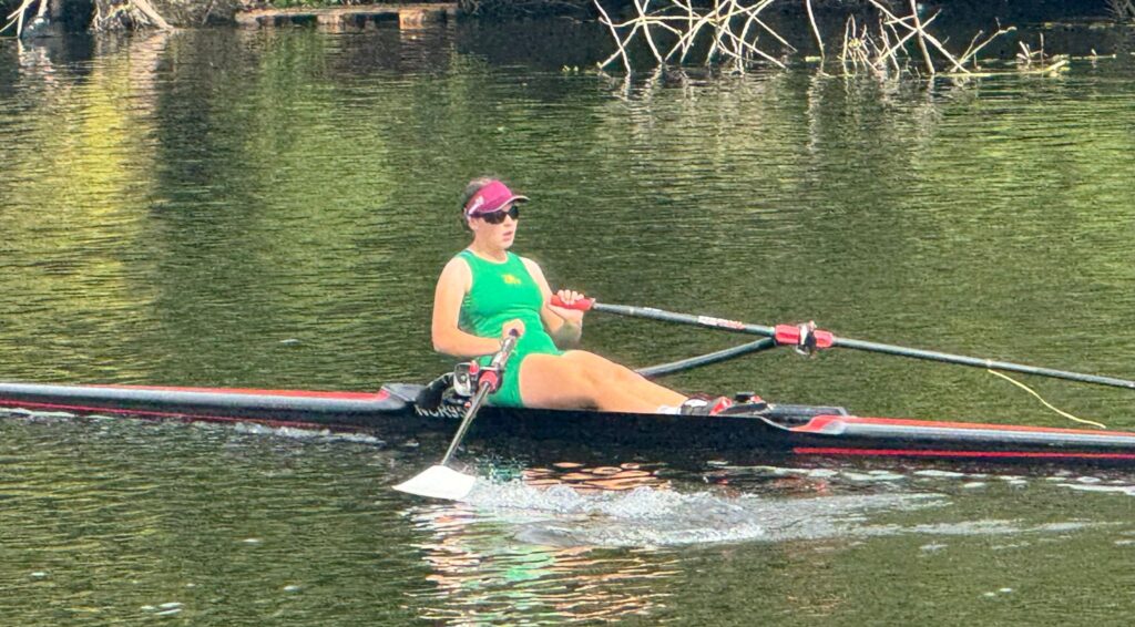 Eva wins the W.J13 1x at Burton Regatta Eva wins the W.J13 1x at Burton Regatta